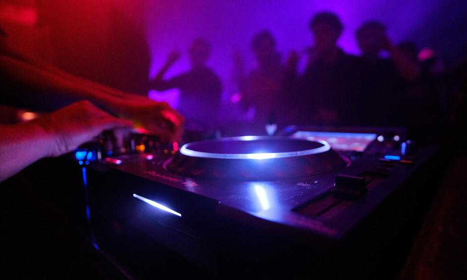 Renowned nightclub for sale in Côtes d'Armor 1