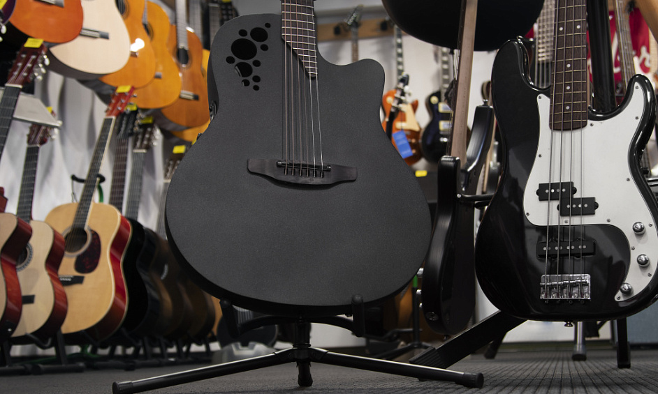 Musical instrument shop for sale in Valence 1