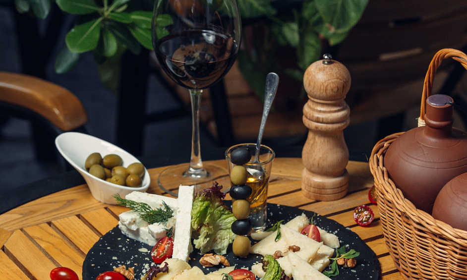 Business for sale: Italian caterer Ideally located in Paris 1