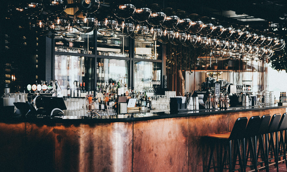 Bar license IV restaurant for sale 1