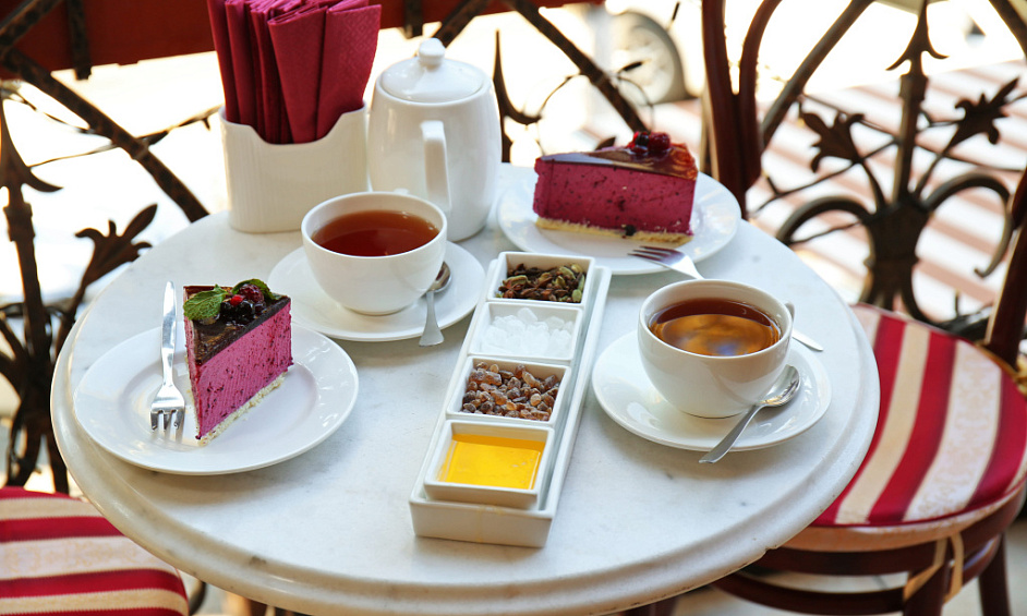 Open your Tea & Coffee shop in Paris 1