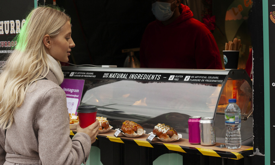 Sale of a high-end burger food truck in Grenoble 1