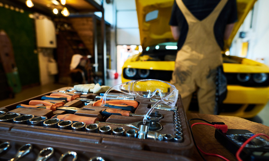 For sale garage under brand 45 min Clermont Fd 1