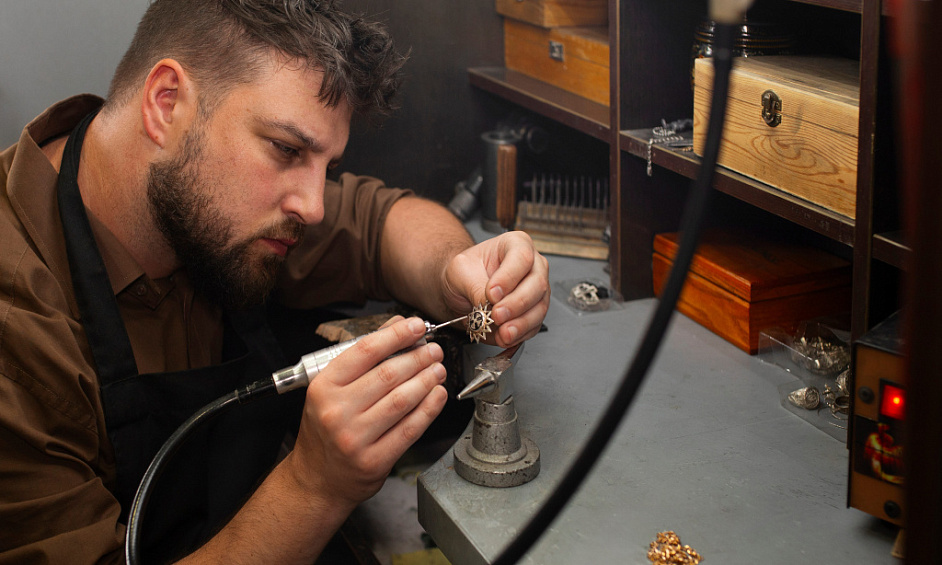 Tobacco shop for sale FDJ PMU press beautiful shop in Paris 1