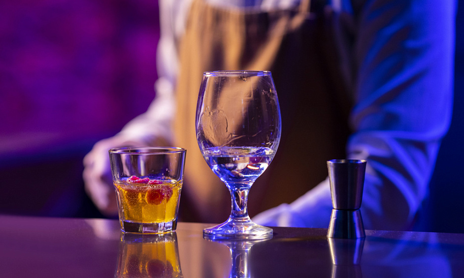 FOR SALE bar brasserie license 4 corner business 75011 1