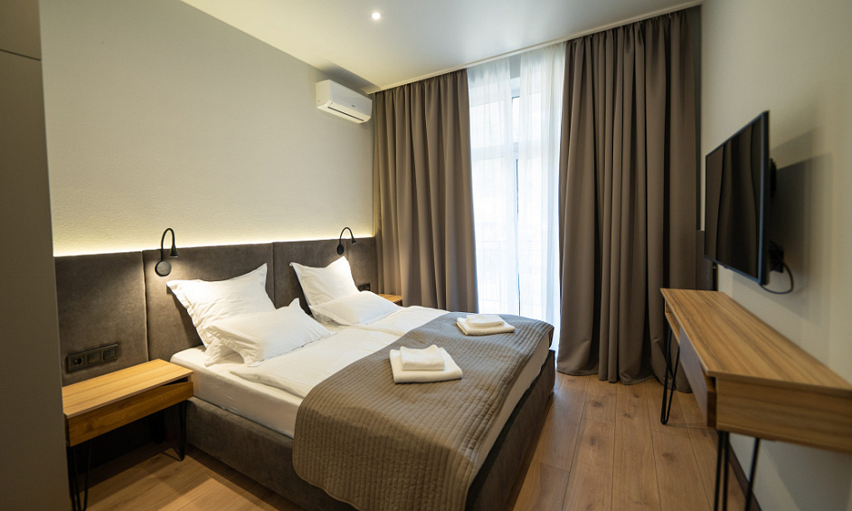 Sale hotel office 3 *** + 30 rooms in Paris 1