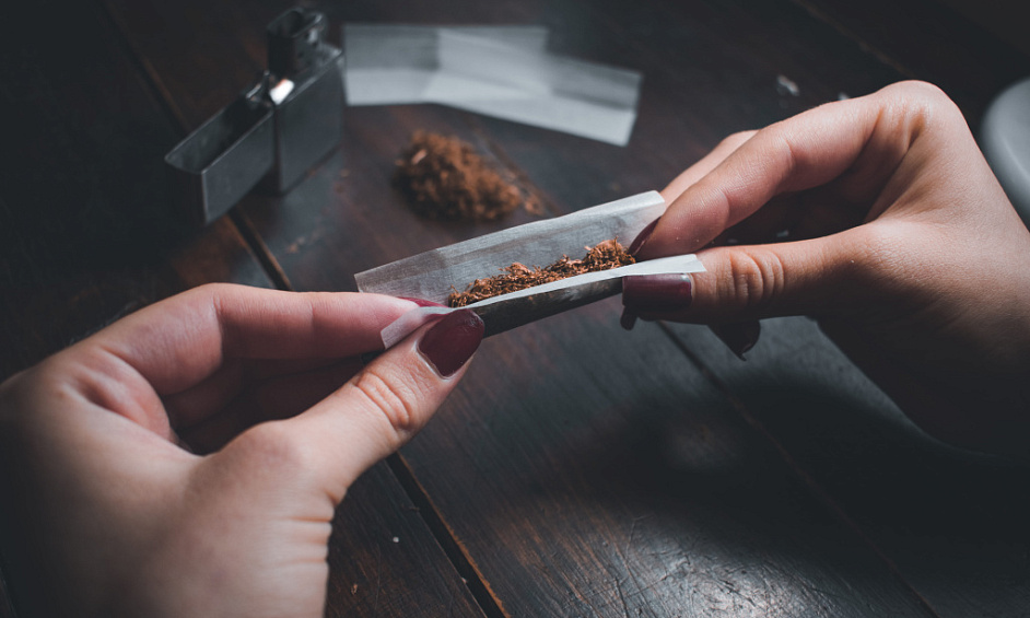 FOR SALE: TOBACCO BUSINESS, PRIME LOCATION No.1, ideally located in Paris 16 1