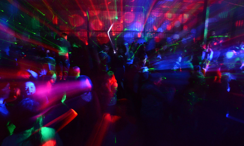 Sale nightclub bar license 4 in Paris 75011 1