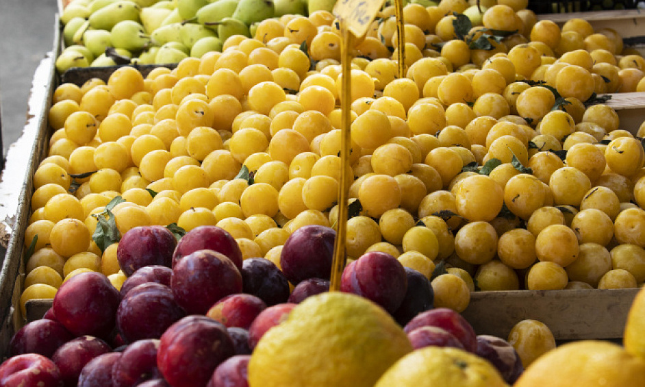 Sells FDC general grocery of 79m² in Paris 14 1