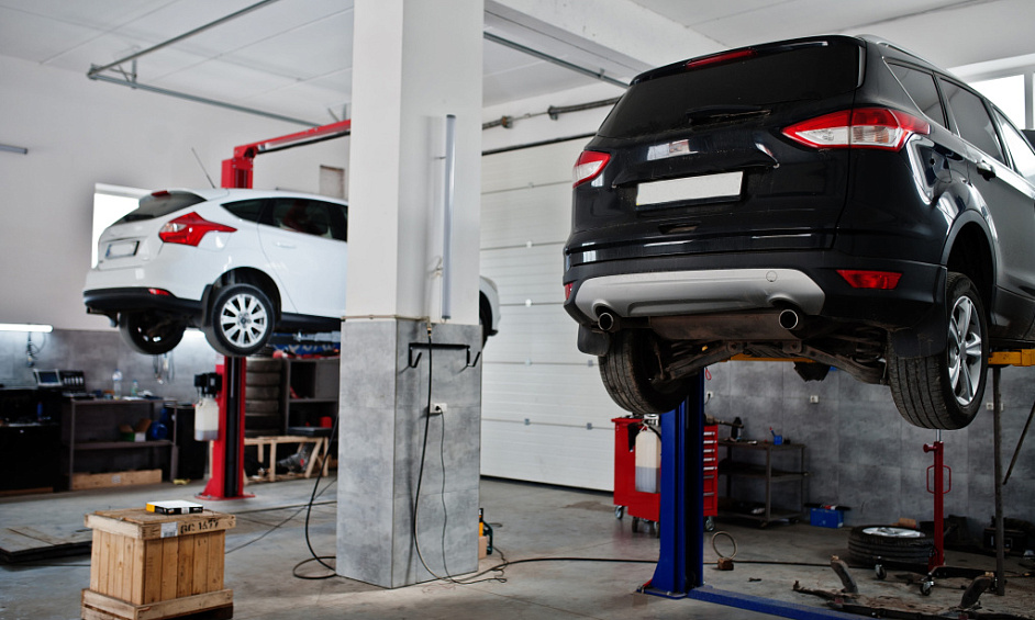 Automotive garage for sale near Nantes 1