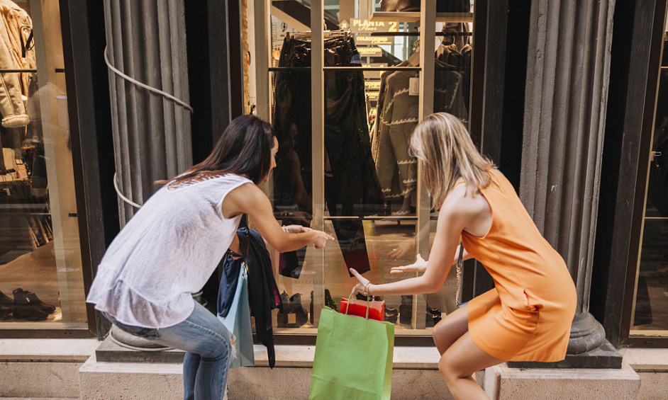 Sale Possibility to purchase the premises... 1