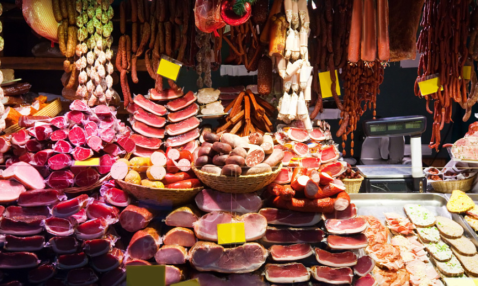 Premium butcher sale Marché de l'Olive, 75018 1