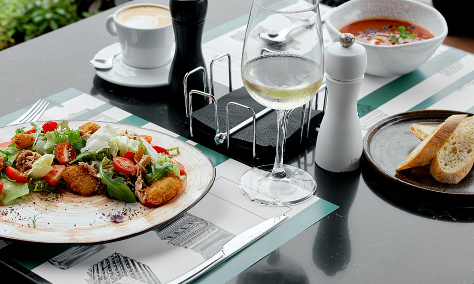 Restaurant for sale L4 newly renovated in Paris 75010 1