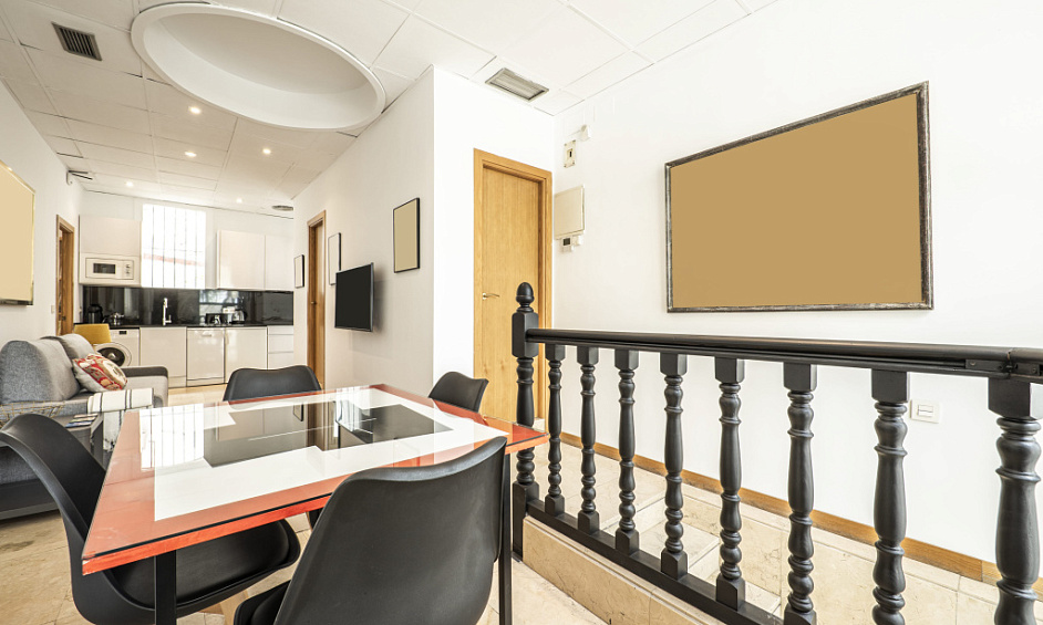 Property and business - hotel/office for sale in Saint-Étienne 1 Property and business - hotel/office for sale in Saint-Étienne 1