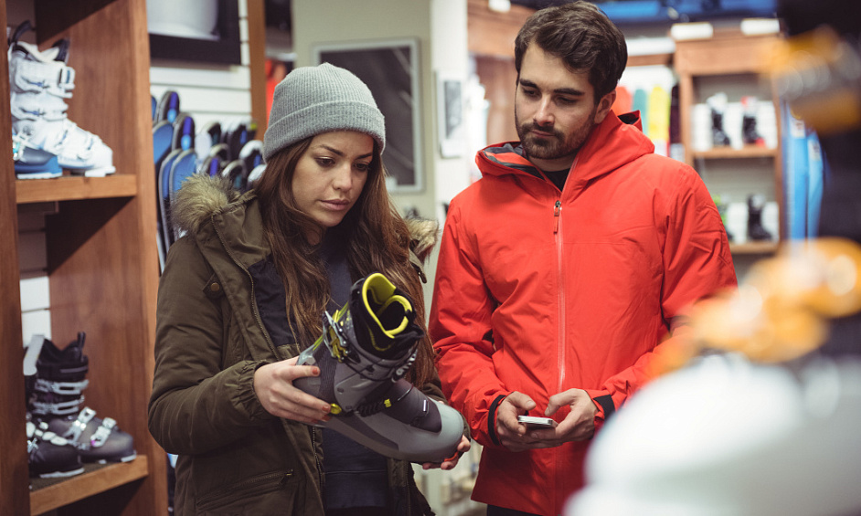 Sports shop for sale at the base of the slopes in Isère 1