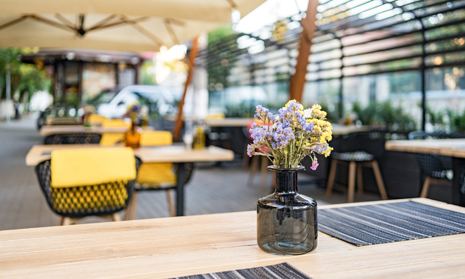 Restaurant for sale with patio in Paris 75012 Aligre 1