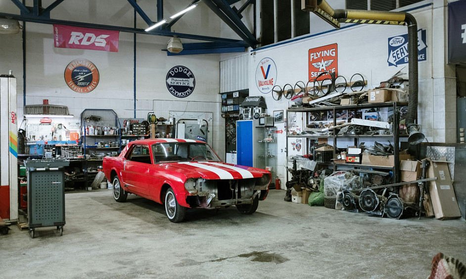 For sale car garage in the heart of Lyon 1