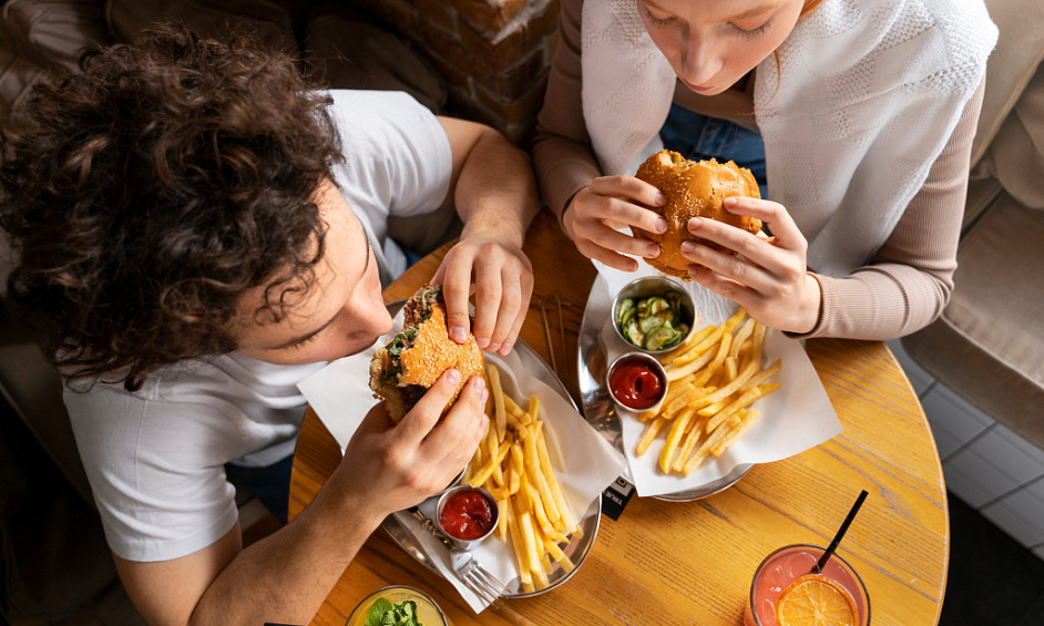 For sale: caterer on a semi-pedestrian street 75018 1