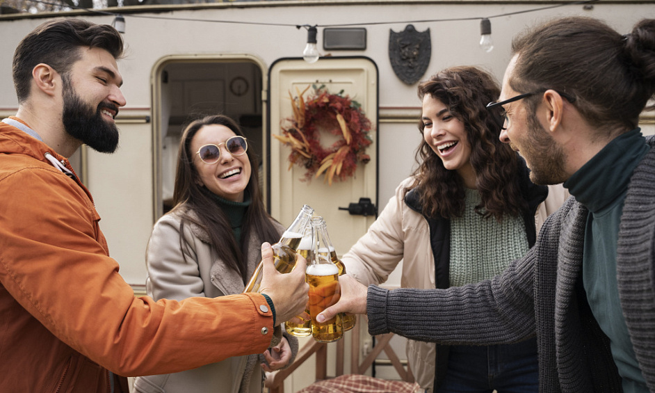 Open mobile Beer Truck concept in Nice 1