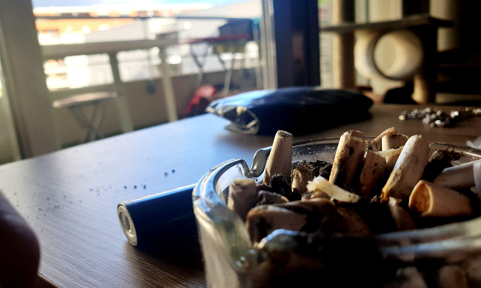 Sale bar Tobacco 51 1