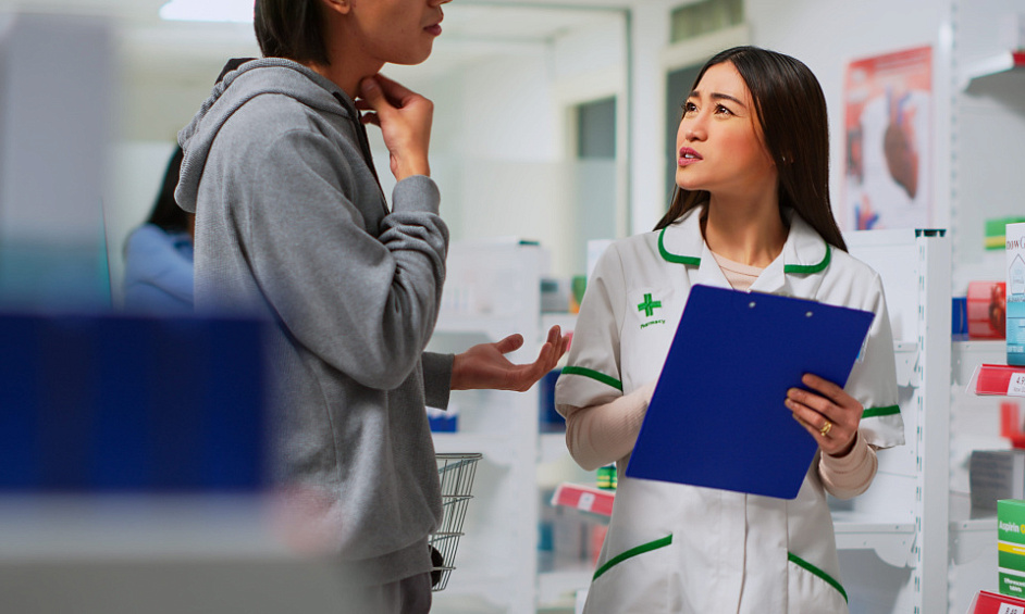 Pharmacy for sale in a vibrant neighborhood in Martigues 1