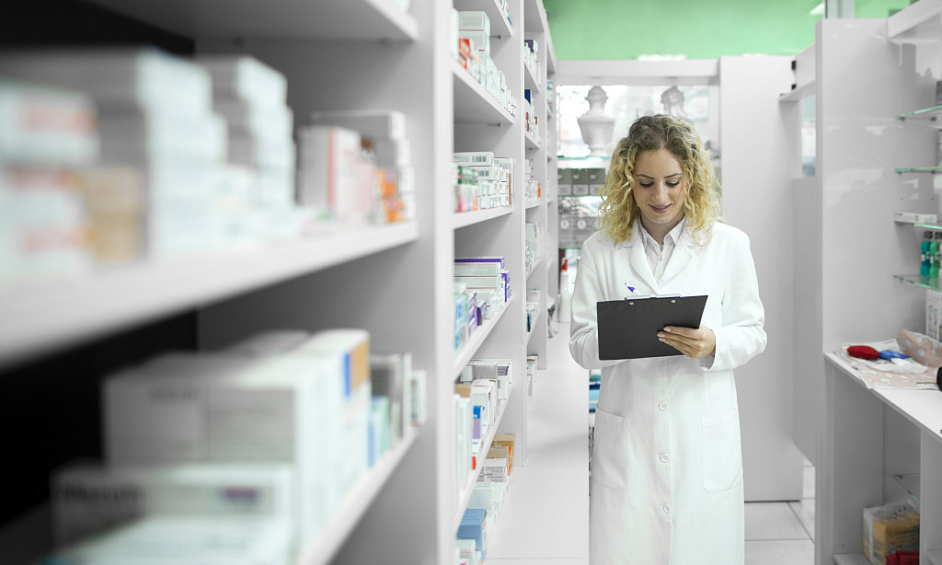 Pharmacy for sale in a dynamic neighborhood Perpignan 1