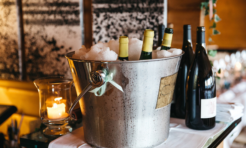 Wine shop business for sale in Chambéry city centre (73) 1