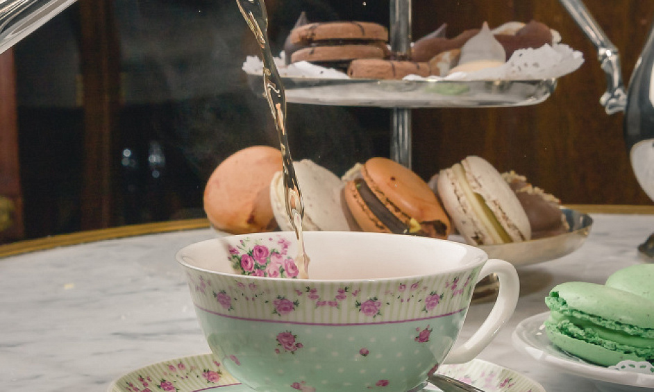 AV turnkey tea room location No.1 in Mèze 1