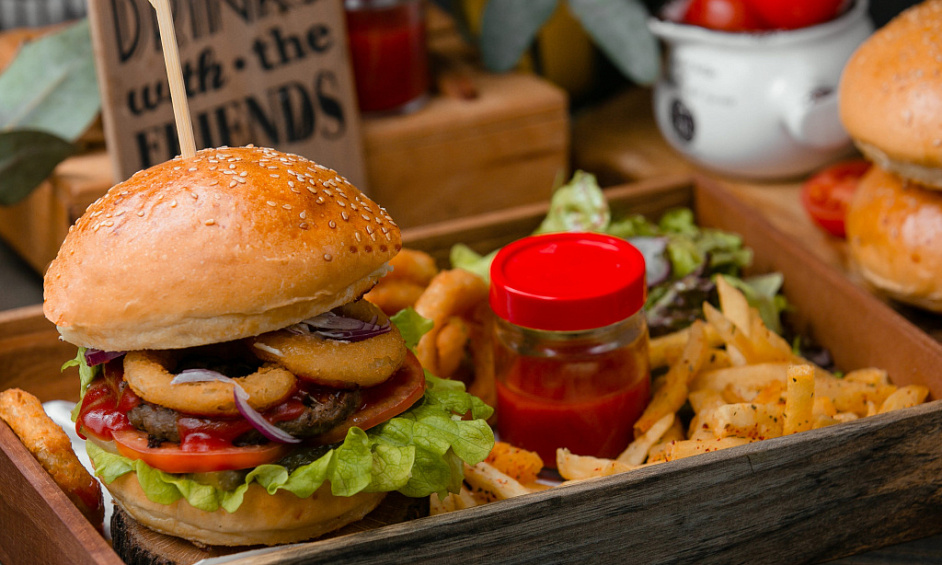 Fast food 120m² for sale in Saint Priest 1