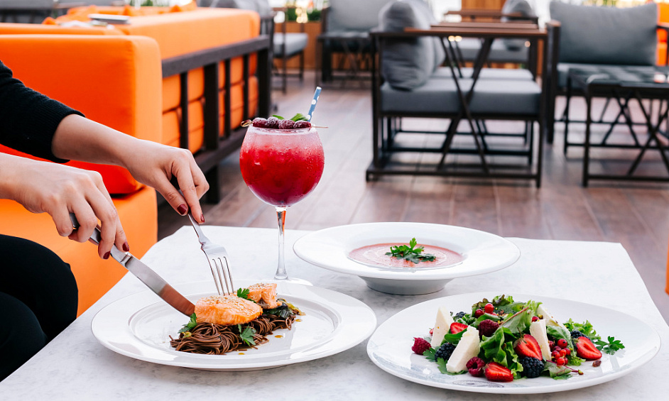 Restaurant for sale with terrace 50 seats in Feurs 1