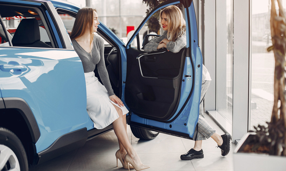 Sale and trade of used vehicles in St Priest 1