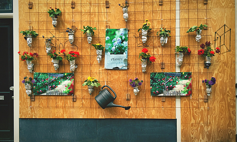 Sale of premises and business + restaurant land St Priest 1