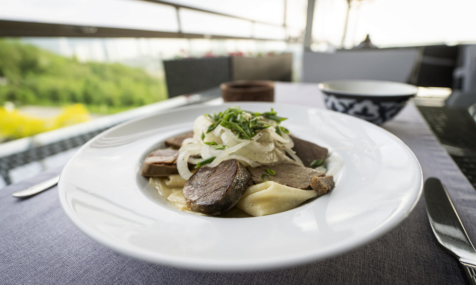 Sales Leader corporate catering in PAU 1