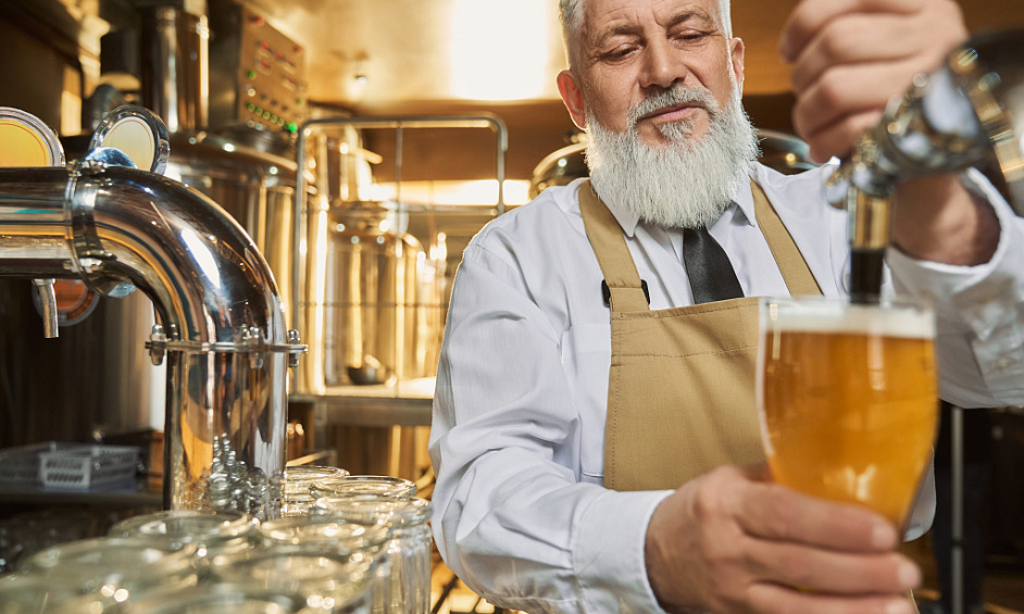 Vente belle brasserie sur le Port de Nice 1