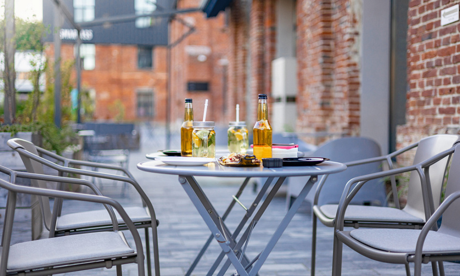 Pub for sale with terrace + extension in Le Havre 1 Pub for sale with terrace + extension in Le Havre 1