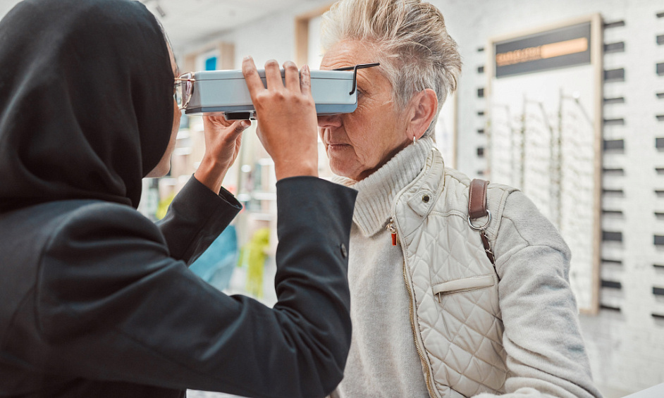 Optical business for sale near Bourg en Bresse 1