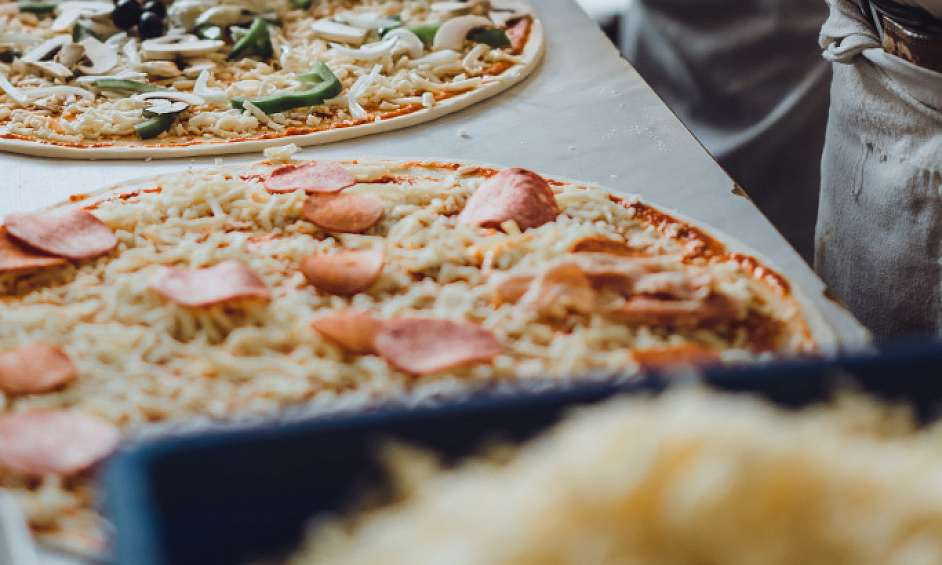 Pizzeria for sale 63m² in Cadaujac premium location 1