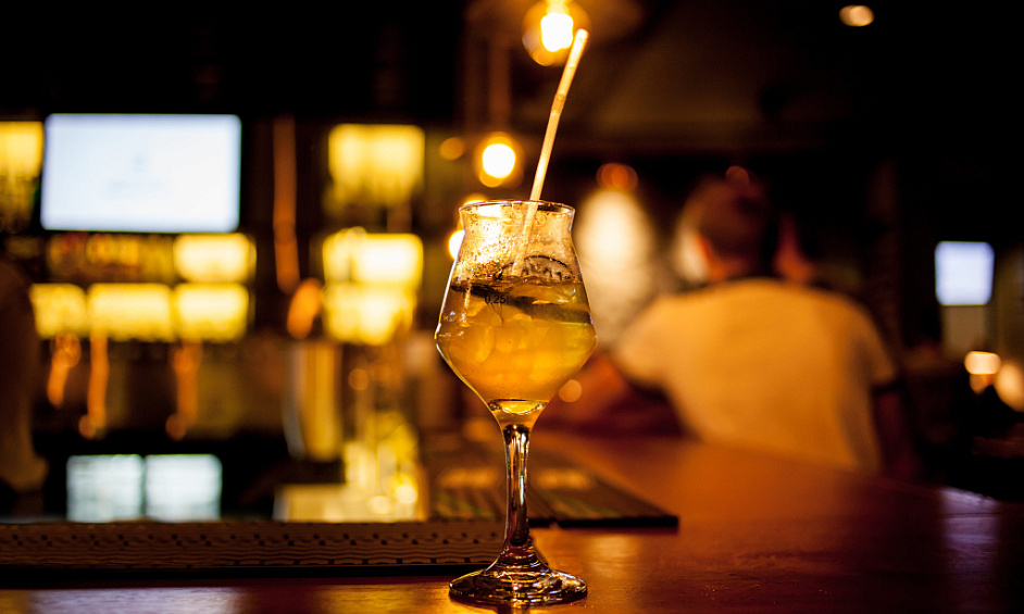 Sale brasserie Lic IV 200m² Paris 20th strategic location 1