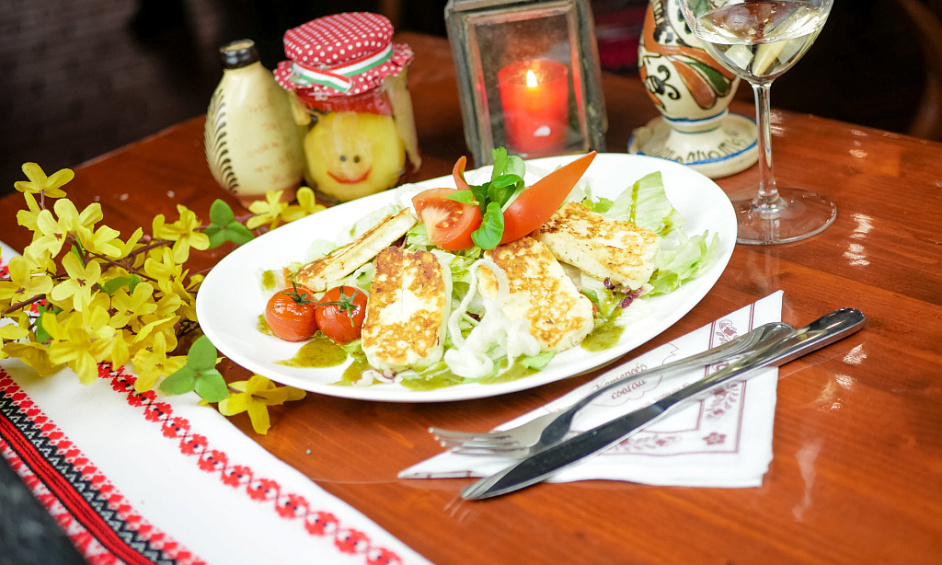 AV restaurant Street Jean Jacques Rousseau 75001 1 AV restaurant Street Jean Jacques Rousseau 75001 1